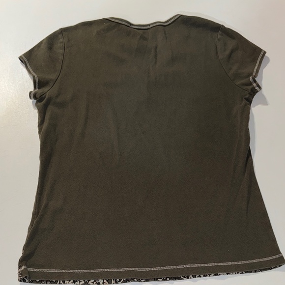 Women’s Olive Green Henley Style Y2K Dress Barn Baby Tee size Large - Picture 4 of 4